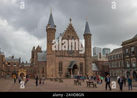 Den Haag, Niederlande - 3. Oktober 2017: Innen mit Ridderzaal Binnenhof (rittersaal) und das Parlamentsgebäude in Den Haag (Den Haag), Netherl Stockfoto