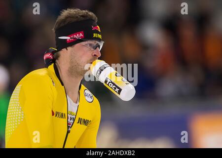 Heerenveen, Niederlande. 28 Dez, 2019. HEERENVEEN Thialf Eisstadion, 28-12-2019, Saison 2019/2020, niederländischen Single Entfernungen Meisterschaften. 1500 m Männer, Sven Kramer während des Spiels NK Single Entfernungen vom 28. Dezember Credit: Pro Schüsse/Alamy leben Nachrichten Stockfoto