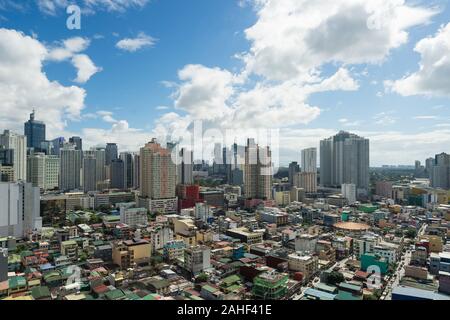 Von Manila Makati City um 12.00 Uhr Stockfoto