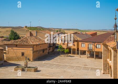 Plaza Mayor. Moron de Almazan, Provinz Soria, Castilla Leon, Spanien. Stockfoto