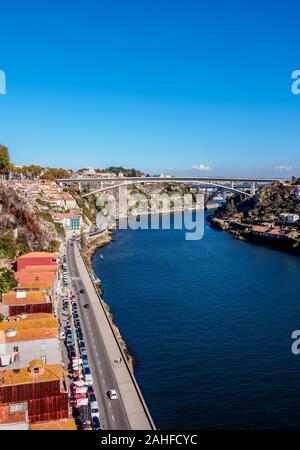 Douro, Erhöhte Ansicht, Porto, Portugal Stockfoto