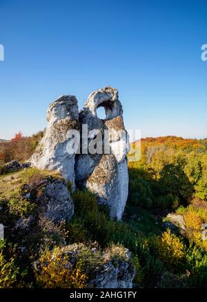 Okiennik Wielki, Window Rock, Piaseczno, Krakow-Czestochowa Hochland oder polnischen Jurassic Highland, Woiwodschaft Schlesien, Polen Stockfoto