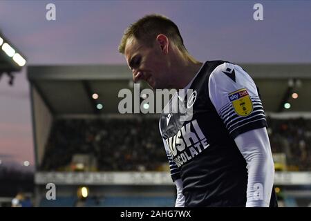 London, Großbritannien. 29 Dez, 2019. Jed Wallace von Millwall während der Sky Bet Championship Match zwischen Millwall und Brentford an der Höhle, London am Sonntag, den 29. Dezember 2019. (Credit: Ivan Jordanov | MI Nachrichten) Credit: MI Nachrichten & Sport/Alamy leben Nachrichten Stockfoto