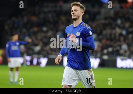 LONDON, VEREINIGTES KÖNIGREICH. Dezember 28 James Maddison von Leicester in Aktion während der Premier League zwischen West Ham und Leicester City in London Stadion Stockfoto