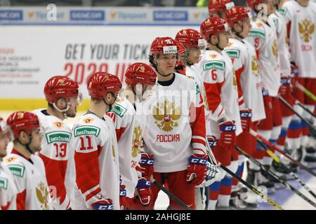 Ostrava, Tschechische Republik. 29 Dez, 2019. Russische Spieler vor der 2020 IIHF World Junior Eishockey WM Gruppe B Übereinstimmung zwischen den USA und Russland in Ostrava, Tschechische Republik, am 29. Dezember 2019. Credit: Petr Sznapka/CTK Photo/Alamy leben Nachrichten Stockfoto