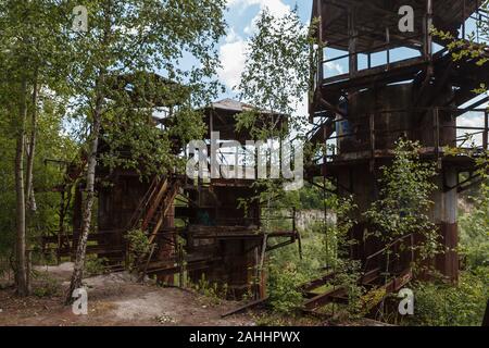 Der ehemalige Steinbruch Liban in Krakau, Polen. Bleibt der Kalksteinbruch & WWII Arbeitslager Stockfoto