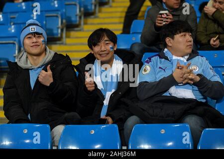 29. Dezember 2019, das Etihad Stadium, Manchester, England; Premier League, Manchester City v Sheffield United: Manchester City Fans: Richard Long/News Bilder Stockfoto