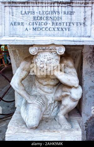 Il Gobbo di Rialto oder Der Glöckner von der Rialto Brücke, Venedig Italien Stockfoto