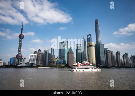 Skyline von Shanghai in China. Stockfoto