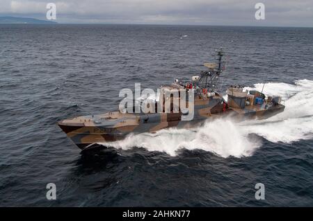 KNM Erle eine Hauk klasse Rakete torpedo Boot der norwegischen Marine mit hoher Geschwindigkeit. Erle, war der letzte in der Klasse der Kommission in den Jahren 1980 alle Hauk klasse Service von 2008 verlassen hatten, Stockfoto