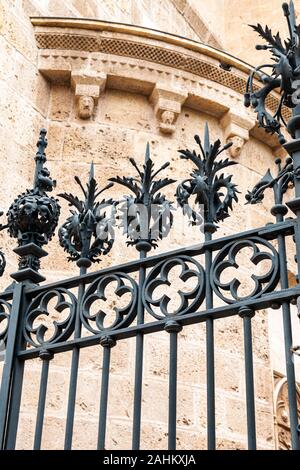 Tarragona Spanien Hispanic Catalonia Pla de la Seu,Metropolitan Cathedral Basilica,Catedral Basilica,Catedral Church,Exterior,Ironworks Fence,ES19082606 Stockfoto