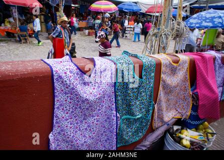 Dienstag, Markt am Rande der San Miguel de Allende, Mexiko. Stockfoto