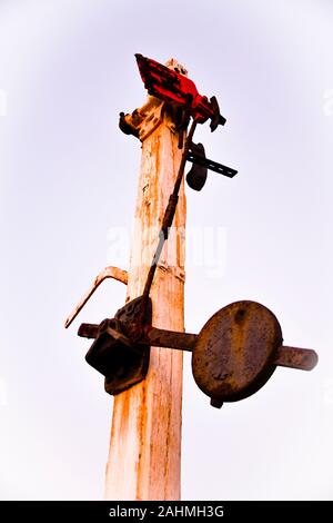 Veraltete ehemaliger Bahnhof Semaphore Signal an den Verlassenen Morpeth Strangleitung im East Maitland Stockfoto