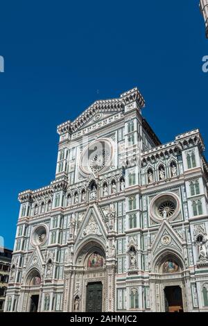 Florenz, Italien - Juni 5, 2019: Die Kathedrale von Santa Maria Del Fiore wurde 1296 im gotischen Stil begonnen, ein Design von Arnolfo di Cambio und war Stockfoto