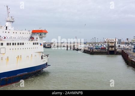 Hafen von Calais, Frankreich; 3. März 2019; P&O Fähre, Stolz von Burgund zu Dock Stockfoto