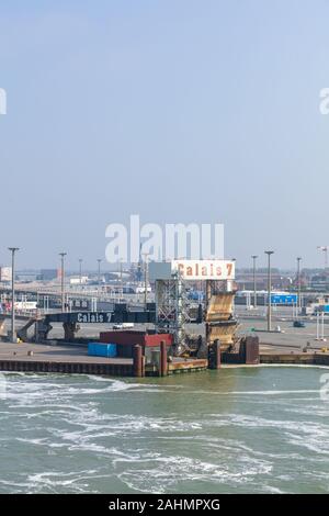 Calais, Frankreich; Mai 2018 20; leere Fähre Anlegeplatz im Hafen Stockfoto