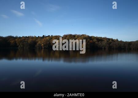 Blick über Blackroot Pool, Sutton Coldfield, Großbritannien Stockfoto