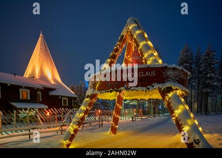 Finnische Rovaniemi eine Stadt in Finnland und der Region Lappland, Santa Claus Village rentier Fahrten am Dorf Stockfoto