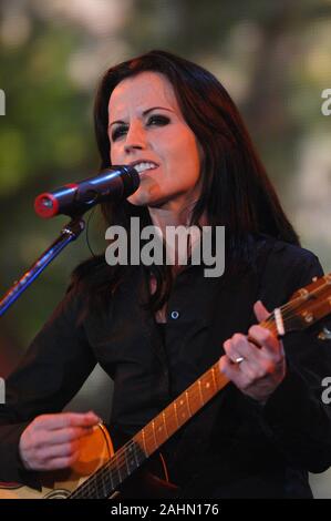 Milano Italien 14.06.2007, Domplatz: Dolores O'Riordan im Konzert während der musikalischen Ereignis 'Festivalbar 2007". Stockfoto