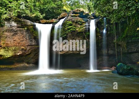 Haew Suwat Wasserfall in den Khao Yai Nationalpark in Thailand. Stockfoto