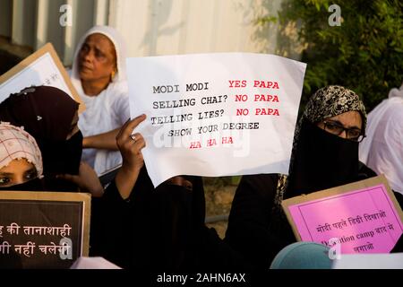 Protest gegen CAA & NRC RECHNUNG an Azad Maidan Mumbai, Indien, 27. Dezember 2019 Stockfoto