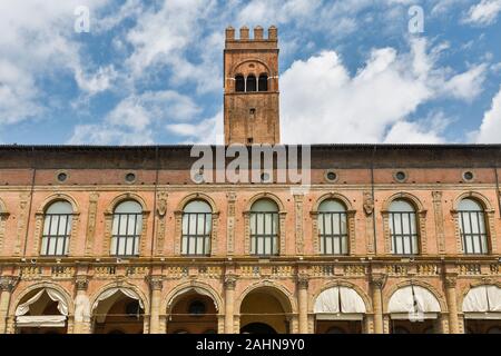 Re Enzo historischen königlichen Palast am Piazza Maggiore in Bologna, Italien. Stockfoto