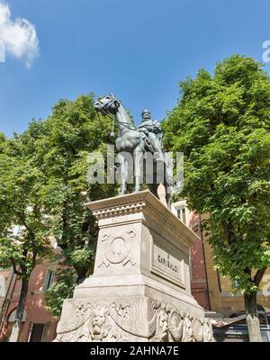 Garibaldi Statue im städtischen Umfeld. Bologna, Italien. Stockfoto