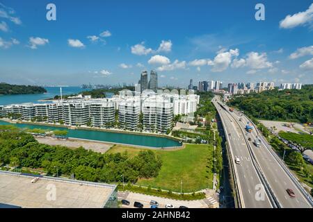 Singapur - ca. April, 2019: Blick von der Seilbahn in Singapur. Stockfoto