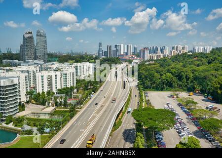 Singapur - ca. April, 2019: Blick von der Seilbahn in Singapur. Stockfoto