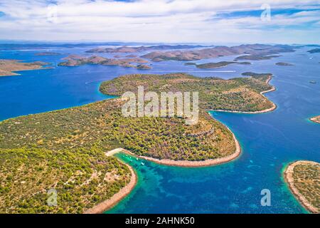 Erstaunlich Nationalpark Kornaten Archipel Luftaufnahme, Landschaft von Dalmatien, Kroatien Stockfoto