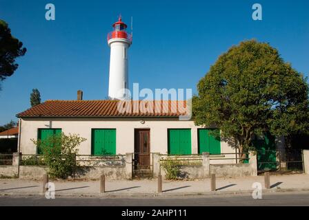 Frankreich, Poitou-Charentes, Insel Oleron, Ile d'Oléron, Ile-de-France, Chateau d'Oléron, Leuchtturm Stockfoto