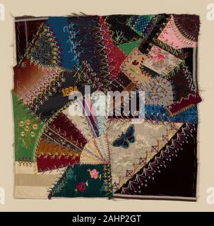 Fragment aus Bezüge (Crazy Quilt Block). 1884. In den Vereinigten Staaten. Seide, Seide und Baumwolle, Normalpapier, Köper und satin webt; einige mit sekundären Bindung Verwerfungen; einige mit ergänzenden Haufen warps Velvets bilden; einige mit ergänzenden Musterung Verwerfungen sowie Binde- und Füllschüsse; einige mit brocading Tressen; einige selbst-gemusterten; einige Warp gefärbt oder lackiert; einige "verwässert"; einige applizierten; einige bestickt mit Seide und Seide Chenille in Kreuz, Feder, Feder, Fliegen, offenes Knopfloch, Satin und Stammzellen Stiche; Französische Knoten; alle zusammengesetzt und mit Seide im Knopfloch, Kreuz bestickt, Feder, Feder, Fliegen, er Stockfoto