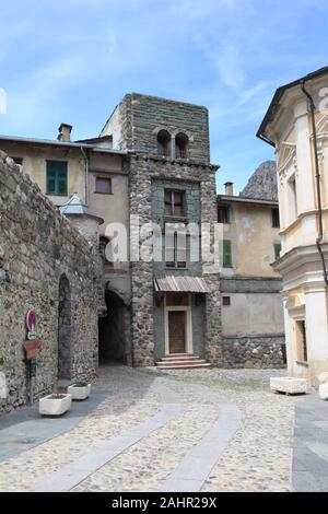 Das Dorf von La Brigue, Roya Valley, Cote d'Azur, Var, Provence, Frankreich, Europa Stockfoto