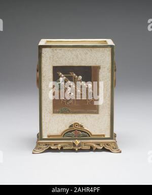 Royal Worcester Porzellan Firma (Hersteller). Vase. 1875 - 1880. England. Porzellan mit mehrfarbigem Emaille Stockfoto