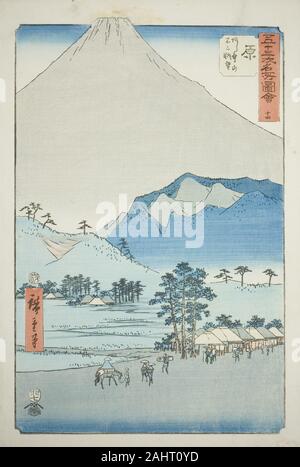 Utagawa Hiroshige. Hara Ansicht der Ashitaka Berge und den Mount Fuji (Hara, Ashitakayama Fuji chobo), No. 14 aus der Serie bekannten Sehenswürdigkeiten der 53 Stationen (Gojusan tsugi meisho zue), auch bekannt als der Vertikalen Tokaido. 1855. Japan. Farbe holzschnitt; Oban Stockfoto