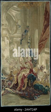 François Boucher. Der Psyche Eingang in Cupid's Palace aus der Geschichte von Psyche. 1756 - 1763. Beauvais. Wolle und Seide; Gobelin-Webart eine zarte beschwingten Sensibilität suffuses diesem Wandteppich von antiken römischen Mythologie inspiriert. Schöne junge Begleiter der Götter und Göttinnen, wie Nymphen, Musik zu spielen, die Ankunft der Prinzessin Psyche im Palace Cupid's zu feiern bekannt. Amor, der Gott der Liebe, hid Psyche von den neidischen Blick seiner Mutter, die Venus, der Göttin der Schönheit und der Fruchtbarkeit. Die anmutige Formen von Körpern, die Nymphen' der hochfliegenden Architektur des Palastes Innenraum ergänzen. Die Blume Stockfoto