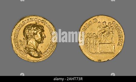 Antike römische. Aureus (Münze) Darstellung von Kaiser Trajan. 114 AD - 115 AD. Rom. Gold Obverse Büste von Trajan rechts, Laureate, tragen Cuirass und paludamentumReverse Trajan, sitzt auf Sella castrensis auf angehobenen Dais, Hand ruht auf parazonium, mit zwei Offiziere, die hinter ihm stehen, legt drei client Könige in trousersThe Römischen Reiches, der von 27 v. Chr. bis 410 n. Chr. blühte gekleidet, wurde durch eine Vielzahl von Kaisern regiert, einige, die den Thron erbte und einige, die beschlagnahmt. Als Herrscher kamen und gingen, war es wichtig, den Übergang der Macht schnell zu verkünden. Da die Minze regelmäßig Struck Stockfoto