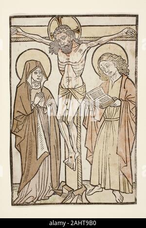 Unbekannter Künstler. Christus am Kreuz zwischen Maria und Johannes. 1460-1470. Süddeutschland. Papierkörbe Holzschnitt, durch Reiben, auf Papier, wie der Mann der Schmerzen in der Nähe (1944.172), Holzschnitt, die Mutter Christi und seine geliebte Apostel in Trauer gedruckt ist ein seltenes Beispiel der mittelalterlichen europäischen Frömmigkeitsformen. Das Drucken wurde gefunden, mit mehreren anderen in einem Buch in der Bibliothek der Abtei von Saint Gall eingefügt. Christi Kreuzigung und Auferstehung bildeten den Kern des christlichen Glaubens, und so diese Ereignisse wurden häufig dargestellt. Die hand-farbigen Blut auf den Leib Christi hat si Stockfoto