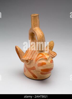 Moche. Schiff in Form der Kopf von einem Lama. 100 BC - 500 AD. Santa Tal. Keramik- und pigment Stockfoto