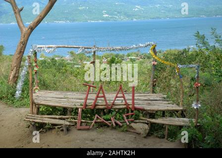 Blick auf den Taal-See vom Vulkan Taal, Talisay, Batangas, Luzon, Philippinen. Stockfoto