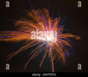 Feuerwerk während der Silvestertage in Norwegen Stockfoto