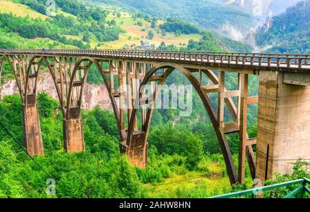 Djurdjevica Brücke in Montenegro Stockfoto