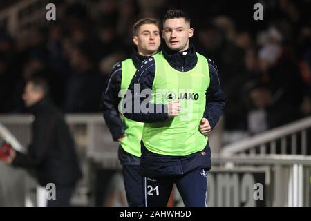 HARTLEPOOL, ENGLAND - Januar 1 St Luke Molyneux von Hartlepool United erwärmt sich während der Vanarama nationalen Liga Match zwischen Hartlepool United und Harrogate Stadt im Victoria Park, Hartlepool am Mittwoch, den 1. Januar 2020. (Credit: Mark Fletcher | Kredit: MI Nachrichten & Sport/Alamy leben Nachrichten Stockfoto