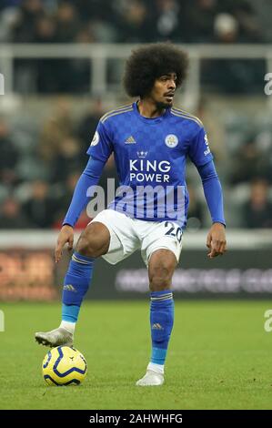 Newcastle, UK. 1. Januar 2020; St. James Park, Newcastle, Tyne und Wear, England; Fußball der englischen Premier League, Newcastle United gegen Leicester City; Hamza Choudhury von Leicester City - Streng redaktionelle Verwendung. Keine Verwendung mit nicht autorisierten Audio-, Video-, Daten-, Spielpläne, Verein/liga Logos oder "live" Dienstleistungen. On-line-in-Match mit 120 Bildern beschränkt, kein Video-Emulation. Credit: Aktion Plus Sport Bilder/Alamy leben Nachrichten Stockfoto