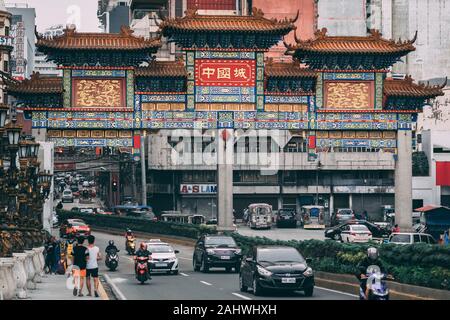 Die Chinatown Arch, in Binondo, Manila, Philippinen Stockfoto