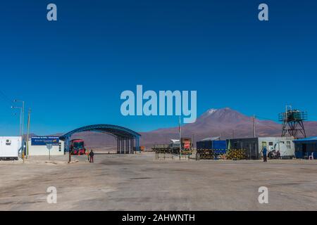 Administración de aduana Frontera Avaroa, bolivianischen Grenze zu Chile, Anden, im Südwesten von Bolivien, Latein Amreica Stockfoto