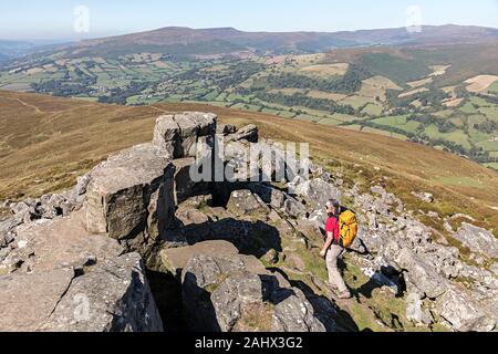 Walker auf dem Zuckerhut, Abergavenny, Wales, Großbritannien Stockfoto