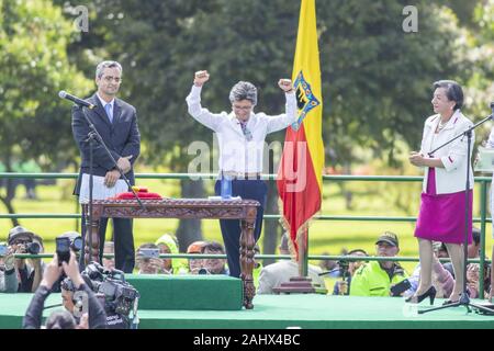 Oktober 10, 2019: Bogota Bürgermeister - wählen Claudia Lopez eine Übergabe in Bogota besucht. Credit: Daniel Garzon Herazo/ZUMA Draht/Alamy leben Nachrichten Stockfoto