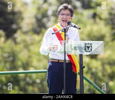 Oktober 10, 2019: Bogota Bürgermeister - wählen Claudia Lopez eine Übergabe in Bogota besucht. Credit: Daniel Garzon Herazo/ZUMA Draht/Alamy leben Nachrichten Stockfoto