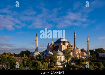Die Hagia Sophia, Ayasofya, einem ehemaligen Griechisch-orthodoxen christlichen Kathedrale, später eine osmanische Moschee und heute ein Museum Stockfoto